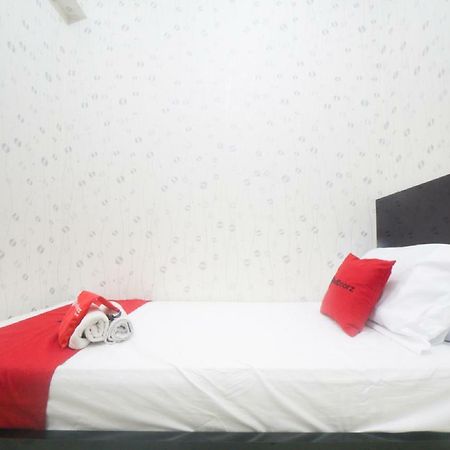 Reddoorz Apartment @ Pegangsaan Kelapa Gading 3 Dżakarta Zewnętrze zdjęcie