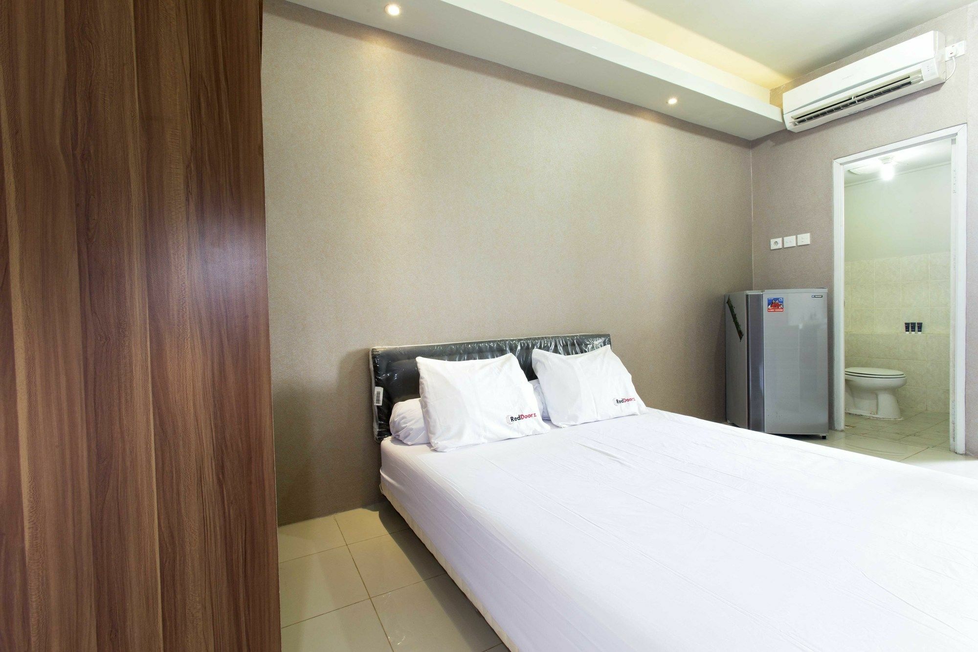Reddoorz Apartment @ Pegangsaan Kelapa Gading 3 Dżakarta Zewnętrze zdjęcie