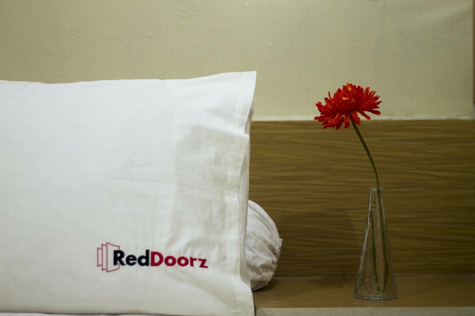 Reddoorz Apartment @ Pegangsaan Kelapa Gading 3 Dżakarta Zewnętrze zdjęcie
