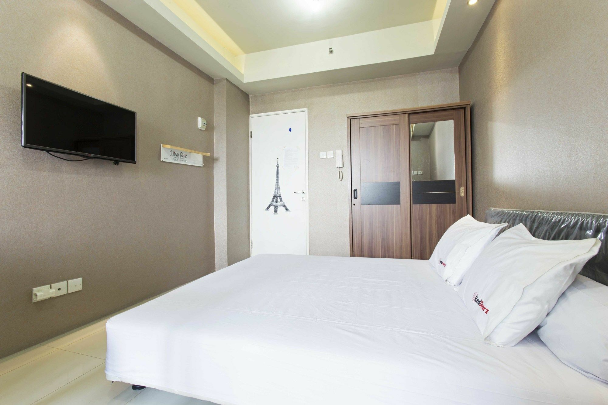 Reddoorz Apartment @ Pegangsaan Kelapa Gading 3 Dżakarta Zewnętrze zdjęcie